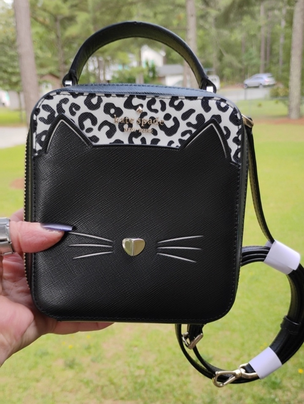 kate spade Daisy Black & White Leopard Trim Cat Crossbody Bag